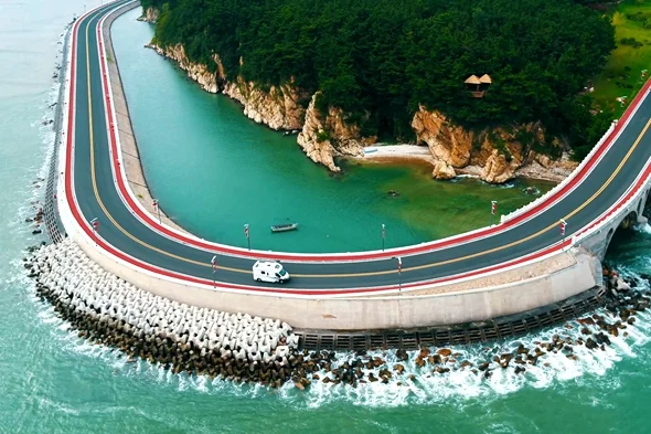 Shandong: China's Ancient Heart, Modern Spirit, and Global Reach